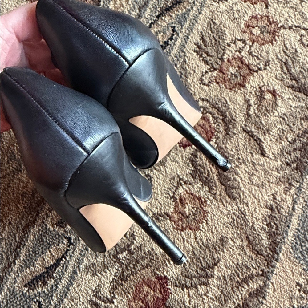 Betsey Johnson Black Pointed-Toe RACIEE 1 Sz. 7.5 Stiletto Heel Pumps - Picture 8 of 10